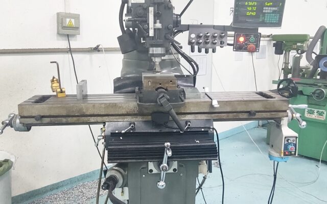 Milling machine